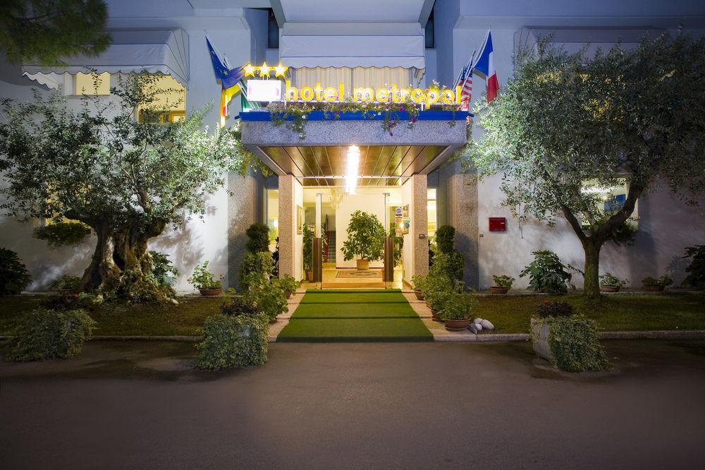 Hotel Metropol กาออร์เล ภายนอก รูปภาพ